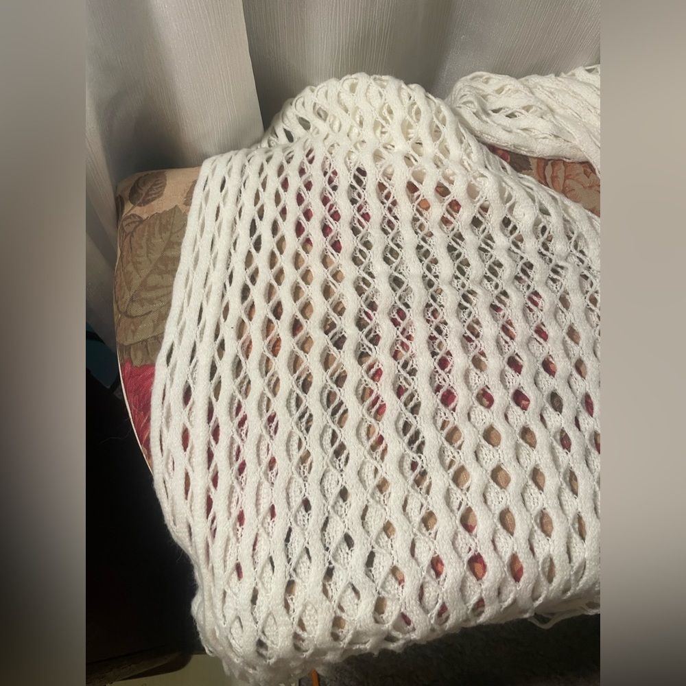 Apt 9 beautiful scarf